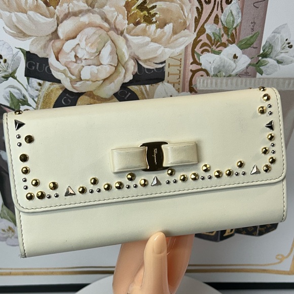 Salvatore Ferragamo Studded Bow Leather Continental Wallet 🤩 - Picture 13 of 17